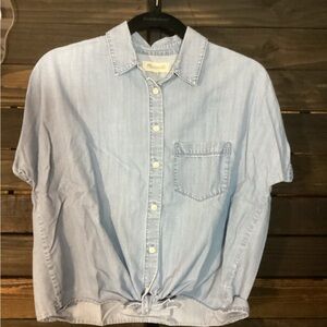 Madewell Pale Blue Short-Sleeve Denim Button-Down